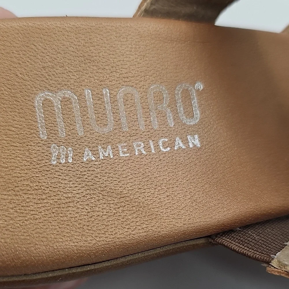 Munro classic american